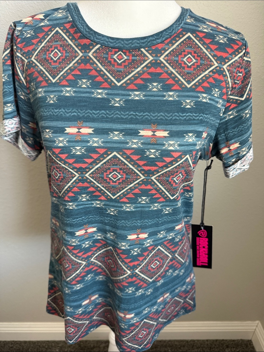 NWT Rock&Roll Denim Aztec-Pattern Short Sleeve Tee in Teal & Coral - Unbranded - Picture 2 of 9